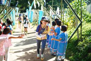 BIB: 1432
                            <button type="button" onclick="openModal(19076339)" class="btn btn-primary btn-sm float-right btn-popup" data-toggle="modal" data-target=".modal-high-quality">
                        <i class="fas fa-shopping-cart"></i> Add to Cart
                    </button>
                                            <button type="button" onclick="isThisMe(19076339, true)" class="btn btn-success btn-sm float-right btn-popup btn-isme hidden" data-toggle="tooltip" data-placement="bottom" title="นี่คือรูปของคุณใช่ไหม คลิกที่นี่เพื่อเอาเข้าอัลบั้ม">
                        <i class="fas fa-plus"></i> Add to album
                    </button>
                    <button type="button" onclick="isThisMe(19076339, false)" class="btn btn-warning btn-sm float-right btn-popup btn-isnotme hidden">
                        <i class="fas fa-ban"></i> Remove from album
                    </button>